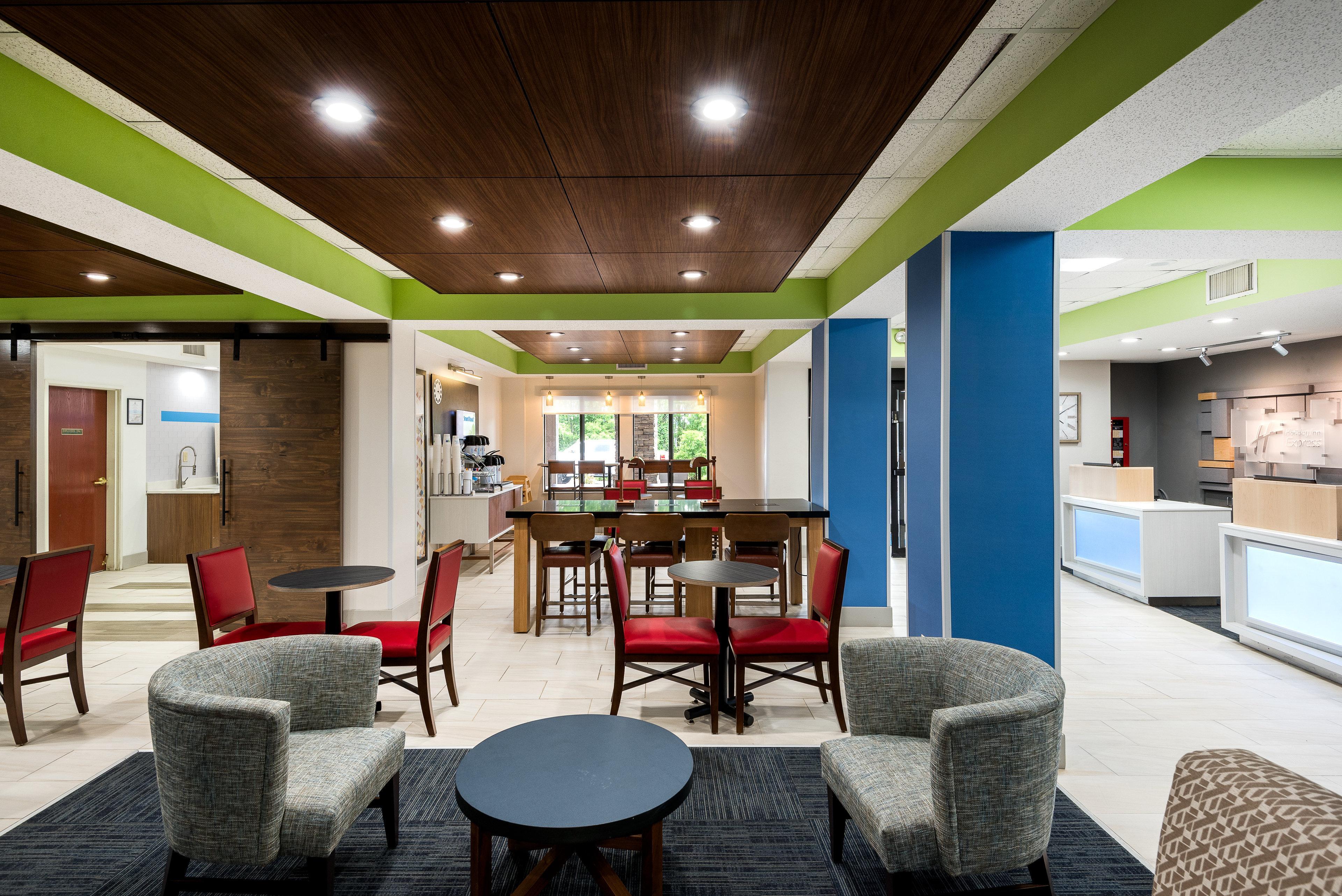 Holiday Inn Express Hillsville By Ihg Eksteriør bilde