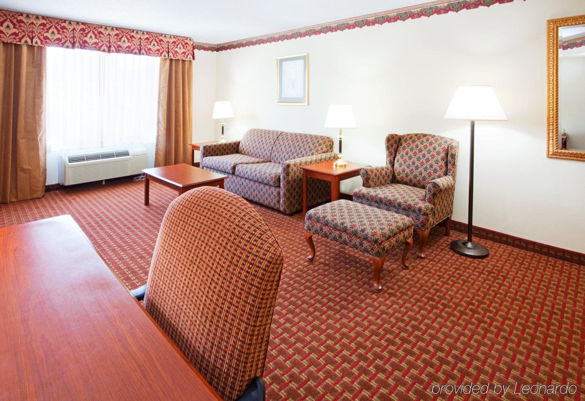 Holiday Inn Express Hillsville By Ihg Eksteriør bilde