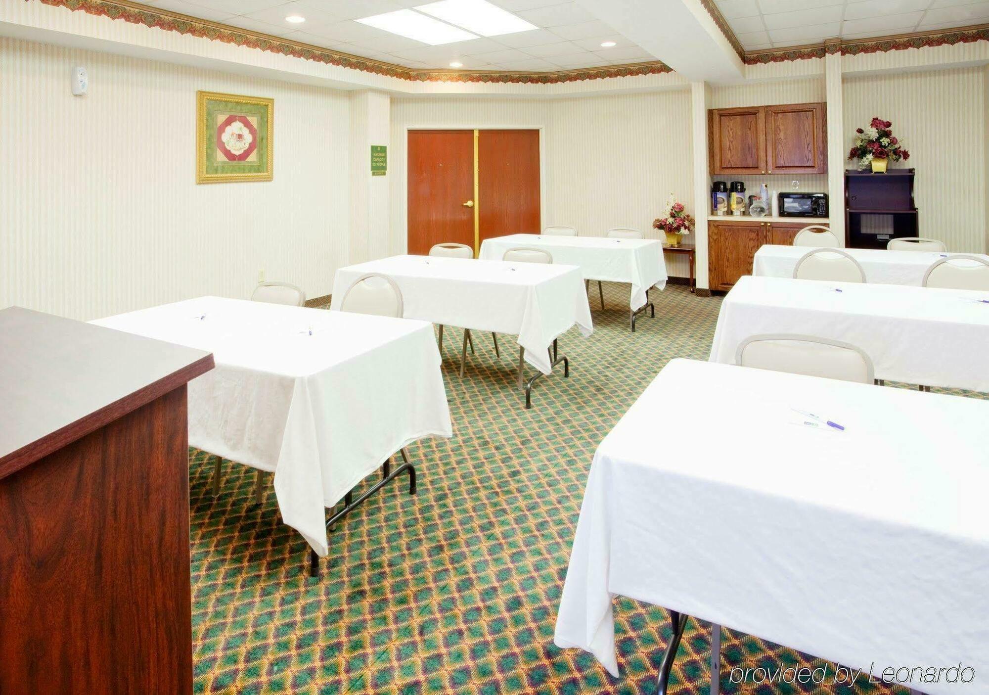 Holiday Inn Express Hillsville By Ihg Eksteriør bilde