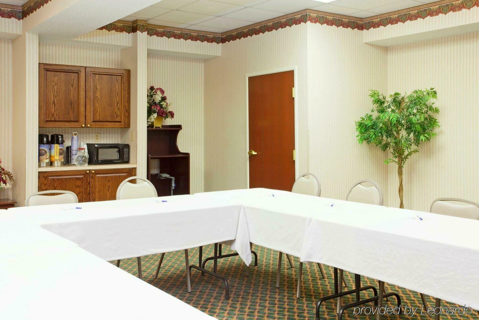 Holiday Inn Express Hillsville By Ihg Eksteriør bilde